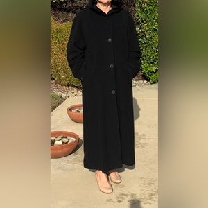 Long women winter coat with hoodie